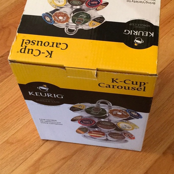 NWT, KEURIG GOURMET SINGLE CUP STAND. PRODUCTS NOT INCLUDED. STAINLESS STEEL . - Picture 4 of 10